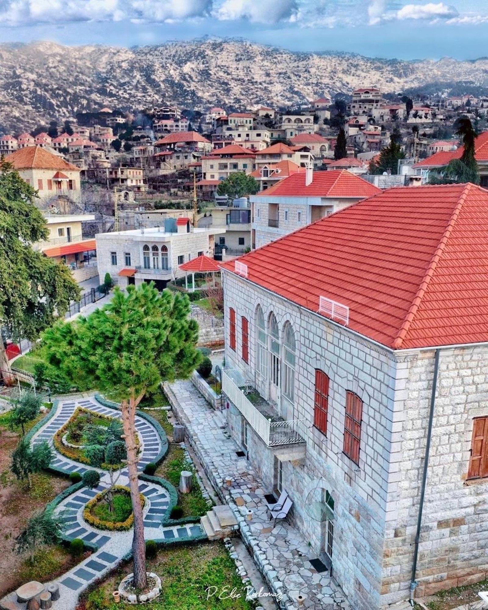 Stone Cellars Hotel Douma Exterior photo