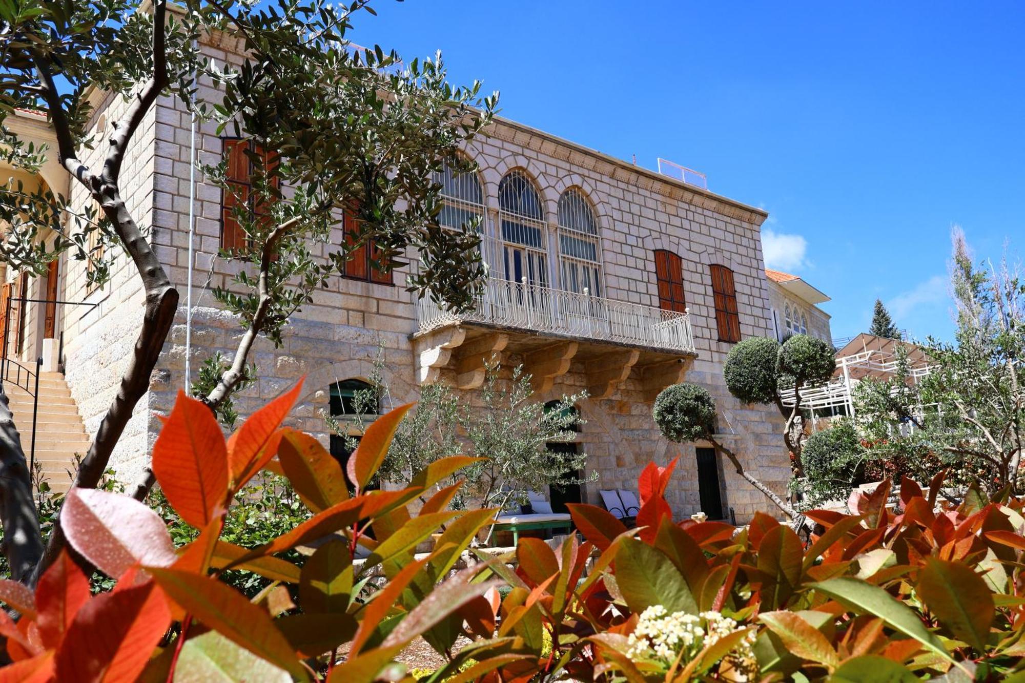 Stone Cellars Hotel Douma Exterior photo
