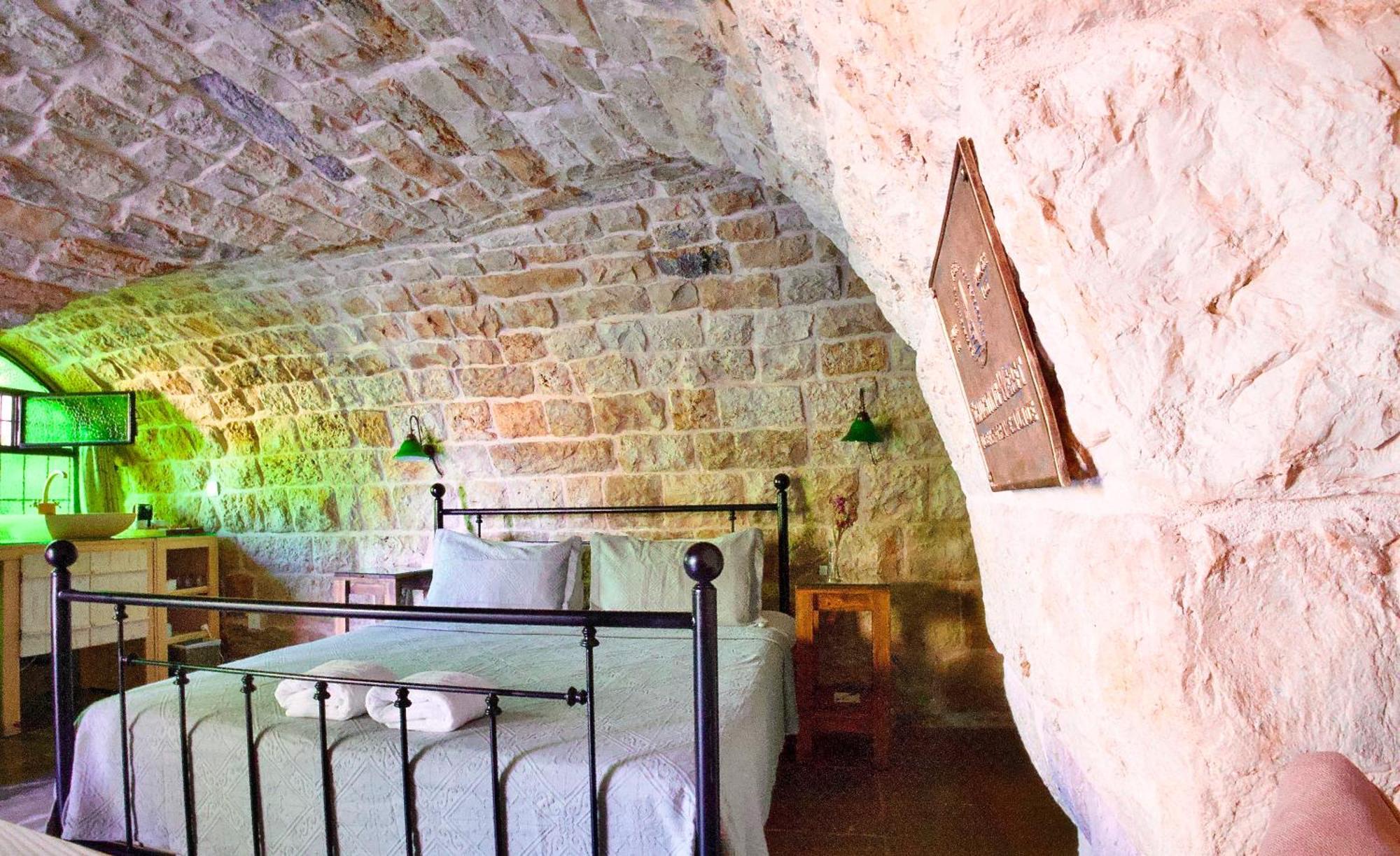 Stone Cellars Hotel Douma Exterior photo